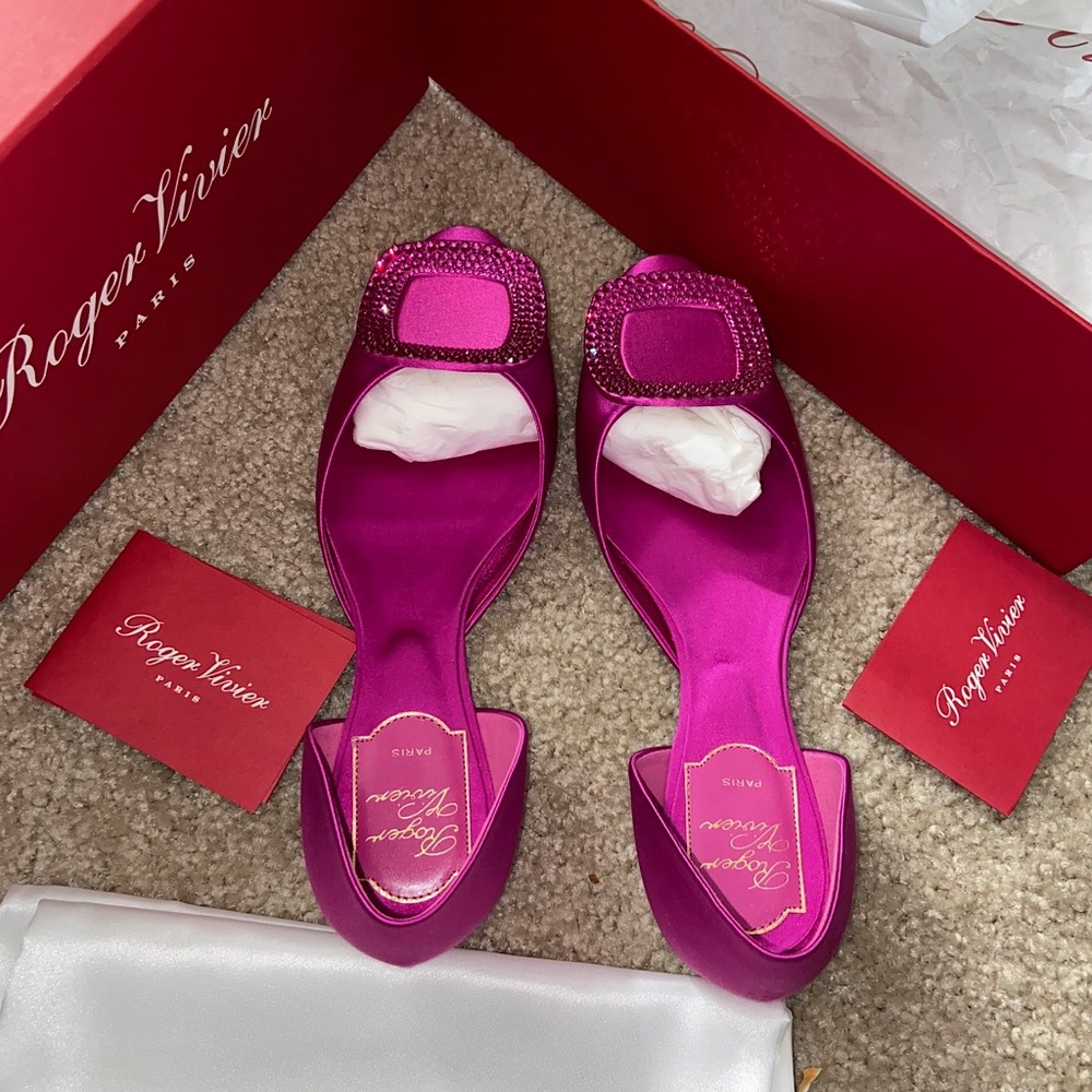 Authentic Roger vivier pink chips metallic ballet